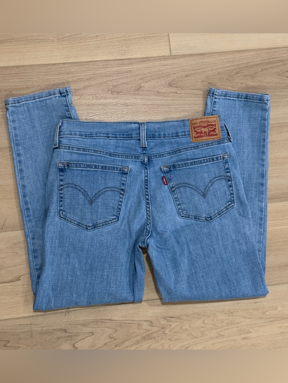 Levi’s Boyfriend Jeans—Size 27